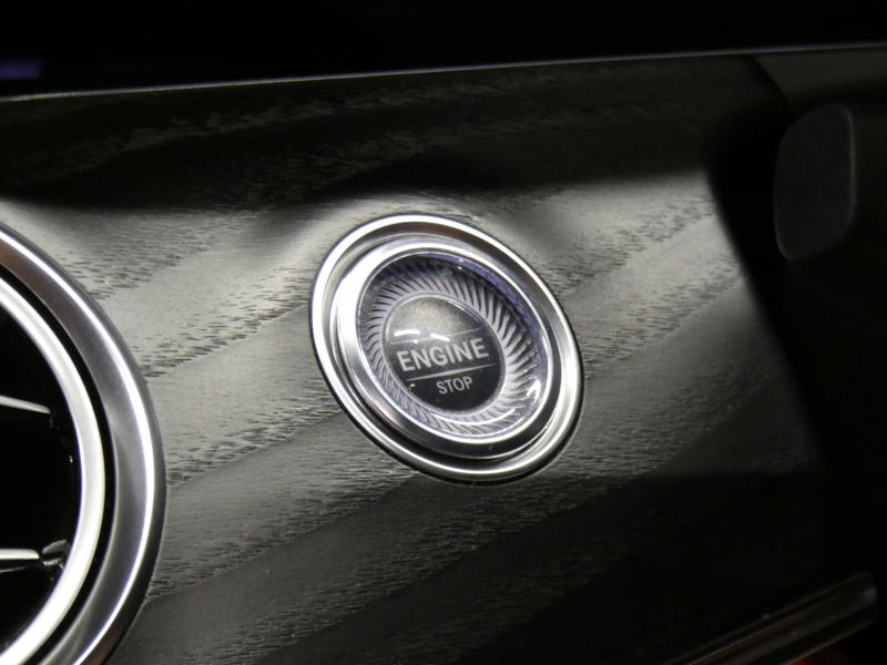 メルセデスベンツ Eクラス E300 ｽﾃｰｼｮﾝﾜｺﾞﾝ ｽﾎﾟｰﾂ ｴｸｽｸﾙｰｼﾌﾞ&ﾚｰﾀﾞｰｾｰﾌﾃｨPKG　後期 1ｵｰﾅｰ meｺﾈｸﾄ ﾌﾞﾗｳﾝﾅｯﾊﾟﾚｻﾞｰ/ﾋｰﾀｰ ﾊﾟﾉﾗﾏｻﾝﾙｰﾌ MBUXﾅﾋﾞ 地ﾃﾞｼﾞ 360度ｶﾒﾗ Burmester ﾍｯﾄﾞｱｯﾌﾟD 前後ﾄﾞﾗﾚｺ ｴｱﾊﾞﾗﾝｽPKG AMGｴｱﾛ&19AW　2年保証付