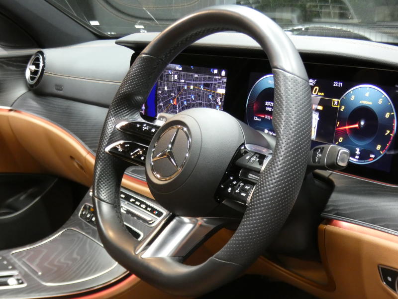 メルセデスベンツ Eクラス E300 ｽﾃｰｼｮﾝﾜｺﾞﾝ ｽﾎﾟｰﾂ ｴｸｽｸﾙｰｼﾌﾞ&ﾚｰﾀﾞｰｾｰﾌﾃｨPKG　後期 1ｵｰﾅｰ meｺﾈｸﾄ ﾌﾞﾗｳﾝﾅｯﾊﾟﾚｻﾞｰ/ﾋｰﾀｰ ﾊﾟﾉﾗﾏｻﾝﾙｰﾌ MBUXﾅﾋﾞ 地ﾃﾞｼﾞ 360度ｶﾒﾗ Burmester ﾍｯﾄﾞｱｯﾌﾟD 前後ﾄﾞﾗﾚｺ ｴｱﾊﾞﾗﾝｽPKG AMGｴｱﾛ&19AW　2年保証付