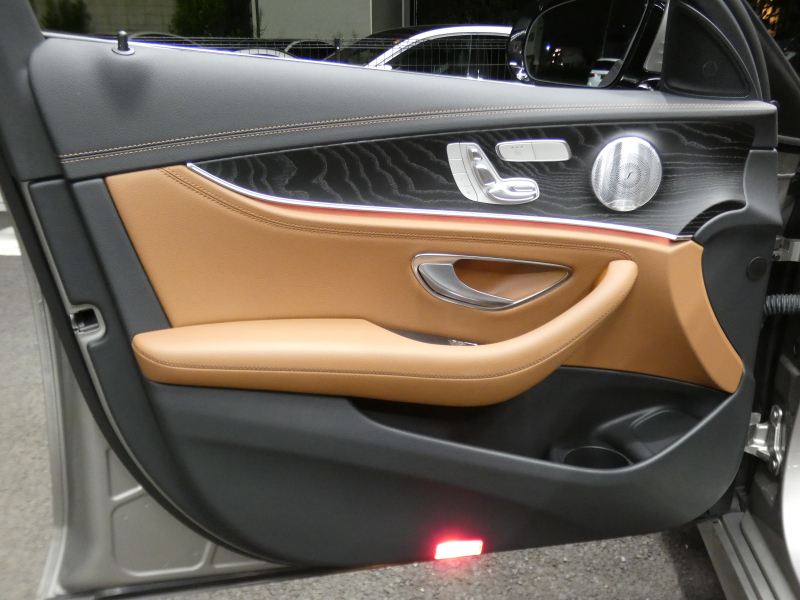 メルセデスベンツ Eクラス E300 ｽﾃｰｼｮﾝﾜｺﾞﾝ ｽﾎﾟｰﾂ ｴｸｽｸﾙｰｼﾌﾞ&ﾚｰﾀﾞｰｾｰﾌﾃｨPKG　後期 1ｵｰﾅｰ meｺﾈｸﾄ ﾌﾞﾗｳﾝﾅｯﾊﾟﾚｻﾞｰ/ﾋｰﾀｰ ﾊﾟﾉﾗﾏｻﾝﾙｰﾌ MBUXﾅﾋﾞ 地ﾃﾞｼﾞ 360度ｶﾒﾗ Burmester ﾍｯﾄﾞｱｯﾌﾟD 前後ﾄﾞﾗﾚｺ ｴｱﾊﾞﾗﾝｽPKG AMGｴｱﾛ&19AW　2年保証付