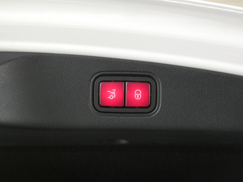 メルセデスベンツ Eクラス E300 ｸｰﾍﾟ ｽﾎﾟｰﾂ ｴｸｽｸﾙｰｼﾌﾞ&ﾚｰﾀﾞｰｾｰﾌﾃｨPKG　245ps AMGｴｱﾛ MAVERICK20ｲﾝﾁAW ｷｰﾚｽｺﾞｰ ﾅｯﾊﾟ黒革 ﾍﾞﾝﾁﾚｰﾀｰ&ﾏｯｻｰｼﾞ ﾊﾟﾉﾗﾏｻﾝﾙｰﾌ ﾅﾋﾞTV 360ｶﾒﾗ Aｶｰﾌﾟﾚｲ Burmester ﾍｯﾄﾞｱｯﾌﾟD ｴｱﾊﾞﾗﾝｽPKG ｵｰﾄﾄﾗﾝｸ　2年保証付