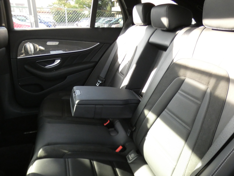 AMG Eクラス E53 ｽﾃｰｼｮﾝﾜｺﾞﾝ 4MATIC+ ｴｸｽｸﾙｰｼﾌﾞ&ﾚｰﾀﾞｰｾｰﾌﾃｨPKG　後期 ISG搭載 meｺﾈｸﾄ ﾅｯﾊﾟﾚｻﾞｰ ﾍﾞﾝﾁﾚｰﾀｰ&ﾘﾗｸｾﾞｰｼｮﾝ 前後ﾋｰﾀｰ ﾊﾟﾉﾗﾏSR MBUXﾅﾋﾞTV Aｶｰﾌﾟﾚｲ 360ｶﾒﾗ ﾍｯﾄﾞｱｯﾌﾟD Burmester AMGｴｱﾛ&AMG20AW　2年保証付