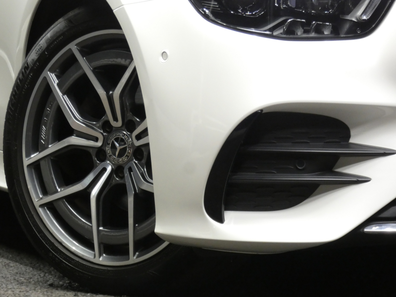 メルセデスベンツ Eクラス E200 ｶﾌﾞﾘｵﾚ ｽﾎﾟｰﾂ ﾚｻﾞｰ&ﾚｰﾀﾞｰｾｰﾌﾃｨPKG　後期 1ｵｰﾅｰ BSG搭載 meｺﾈｸﾄ AMGｴｱﾛ&19AW ﾌﾞﾗｯｸ幌 ﾌﾞﾗｯｸ革 ﾋｰﾀｰ&ｴｱｽｶｰﾌ MBUXﾅﾋﾞ 地ﾃﾞｼﾞ Aｶｰﾌﾟﾚｲ 360ｶﾒﾗ ﾄﾞﾗﾚｺ ﾍｯﾄﾞｱｯﾌﾟD Burmester ｴｱﾊﾞﾗﾝｽPKG　2年保証付