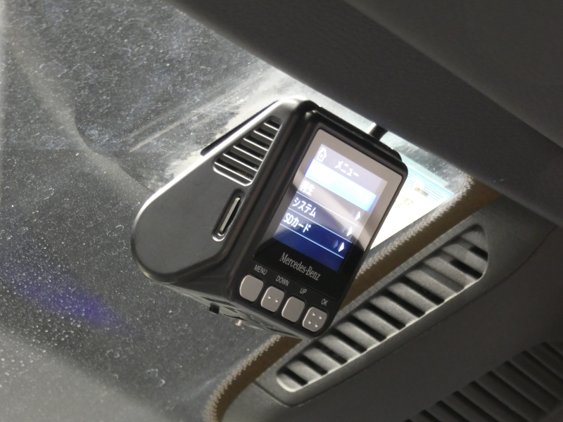 メルセデスベンツ Eクラス E200 ｶﾌﾞﾘｵﾚ ｽﾎﾟｰﾂ ﾚｻﾞｰ&ﾚｰﾀﾞｰｾｰﾌﾃｨPKG　後期 1ｵｰﾅｰ BSG搭載 meｺﾈｸﾄ AMGｴｱﾛ&19AW ﾌﾞﾗｯｸ幌 ﾌﾞﾗｯｸ革 ﾋｰﾀｰ&ｴｱｽｶｰﾌ MBUXﾅﾋﾞ 地ﾃﾞｼﾞ Aｶｰﾌﾟﾚｲ 360ｶﾒﾗ ﾄﾞﾗﾚｺ ﾍｯﾄﾞｱｯﾌﾟD Burmester ｴｱﾊﾞﾗﾝｽPKG　2年保証付