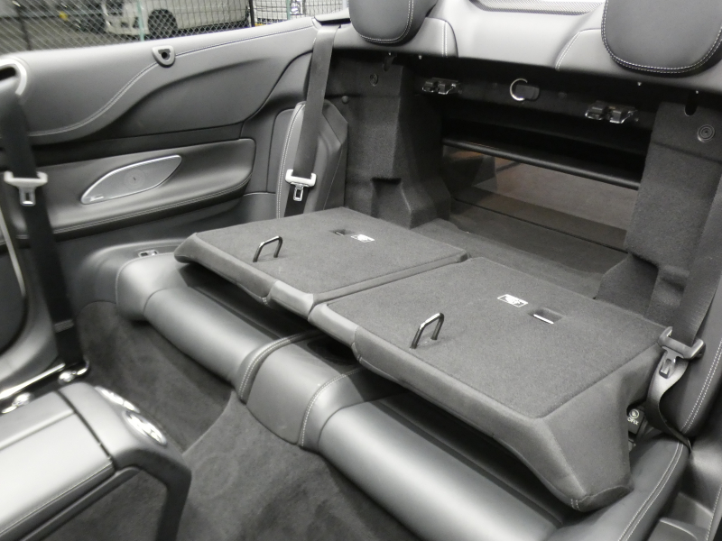 メルセデスベンツ Eクラス E200 ｶﾌﾞﾘｵﾚ ｽﾎﾟｰﾂ ﾚｻﾞｰ&ﾚｰﾀﾞｰｾｰﾌﾃｨPKG　後期 1ｵｰﾅｰ BSG搭載 meｺﾈｸﾄ AMGｴｱﾛ&19AW ﾌﾞﾗｯｸ幌 ﾌﾞﾗｯｸ革 ﾋｰﾀｰ&ｴｱｽｶｰﾌ MBUXﾅﾋﾞ 地ﾃﾞｼﾞ Aｶｰﾌﾟﾚｲ 360ｶﾒﾗ ﾄﾞﾗﾚｺ ﾍｯﾄﾞｱｯﾌﾟD Burmester ｴｱﾊﾞﾗﾝｽPKG　2年保証付