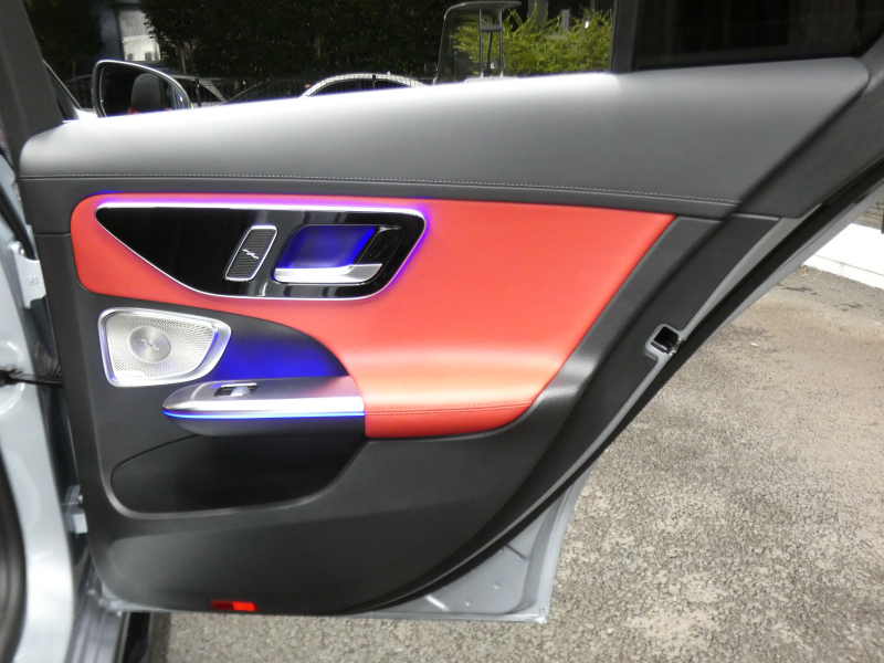 AMG Cクラス C43 4MATIC ｽﾃｰｼｮﾝﾜｺﾞﾝ AMGﾅｲﾄ&ﾚｰﾀﾞｰｾｰﾌﾃｨPKG　BSG搭載 現行型 AMGｴｱﾛ&19AW ﾊﾟﾌｫｰﾏﾝｽｻｳﾝﾄﾞ ﾘｱｱｸｽﾙｽﾃｱﾘﾝｸﾞ 赤黒革ｼｰﾄ/ﾋｰﾀｰ/ﾍﾞﾝﾁﾚｰﾀｰ ﾊﾟﾉﾗﾏSR MBUXﾅﾋﾞ 地ﾃﾞｼﾞ 360ｶﾒﾗ Burmester HUD DIGITALﾗｲﾄ　2年保証付