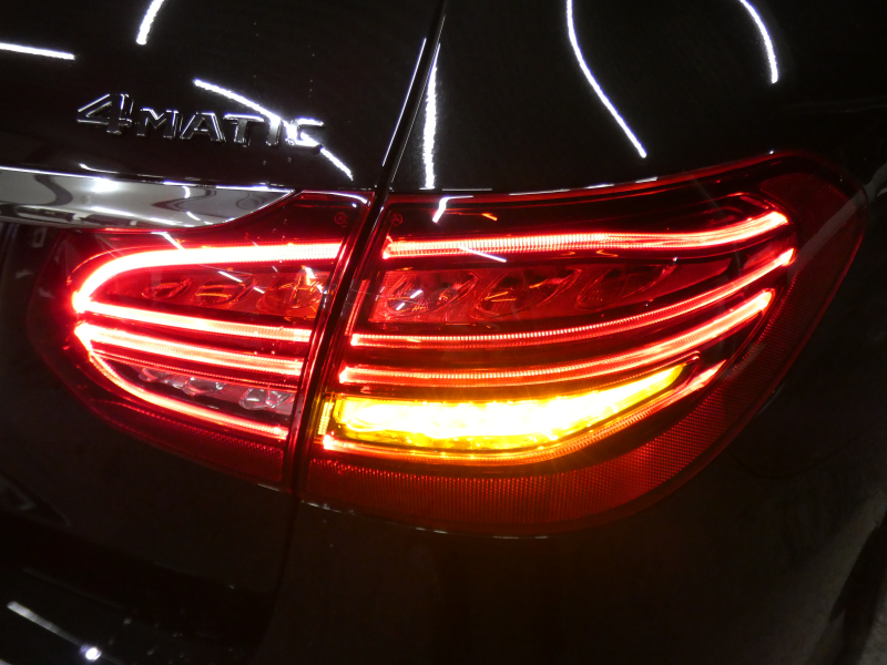 メルセデスベンツ Cクラス C200 4MATIC ｽﾃｰｼｮﾝﾜｺﾞﾝ ｱﾊﾞﾝｷﾞｬﾙﾄﾞ AMGﾗｲﾝ ﾚｻﾞｰｴｸｽｸﾙｰｼﾌﾞ&ﾚｰﾀﾞｰｾｰﾌﾃｨPKG　後期 BSG搭載 9速AT meｺﾈｸﾄ 赤本革 ﾊﾟﾉﾗﾏSR HDDﾅﾋﾞ 地ﾃﾞｼﾞ Appleｶｰﾌﾟﾚｲ Bｶﾒﾗ ﾍｯﾄﾞｱｯﾌﾟD Burmester LEDﾍｯﾄﾞﾗｲﾄ 前後ﾄﾞﾗﾚｺ AMGｴｱﾛ&18AW　2年保証付