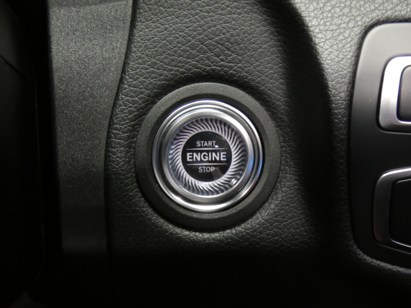 メルセデスベンツ Cクラス C200 4MATIC ｽﾃｰｼｮﾝﾜｺﾞﾝ ｱﾊﾞﾝｷﾞｬﾙﾄﾞ AMGﾗｲﾝ ﾚｻﾞｰｴｸｽｸﾙｰｼﾌﾞ&ﾚｰﾀﾞｰｾｰﾌﾃｨPKG　後期 BSG搭載 9速AT meｺﾈｸﾄ 赤本革 ﾊﾟﾉﾗﾏSR HDDﾅﾋﾞ 地ﾃﾞｼﾞ Appleｶｰﾌﾟﾚｲ Bｶﾒﾗ ﾍｯﾄﾞｱｯﾌﾟD Burmester LEDﾍｯﾄﾞﾗｲﾄ 前後ﾄﾞﾗﾚｺ AMGｴｱﾛ&18AW　2年保証付