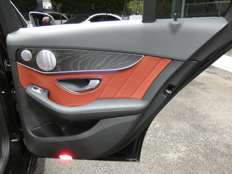 メルセデスベンツ Cクラス C200 4MATIC ｽﾃｰｼｮﾝﾜｺﾞﾝ ｱﾊﾞﾝｷﾞｬﾙﾄﾞ AMGﾗｲﾝ ﾚｻﾞｰｴｸｽｸﾙｰｼﾌﾞ&ﾚｰﾀﾞｰｾｰﾌﾃｨPKG　後期 BSG搭載 9速AT meｺﾈｸﾄ 赤本革 ﾊﾟﾉﾗﾏSR HDDﾅﾋﾞ 地ﾃﾞｼﾞ Appleｶｰﾌﾟﾚｲ Bｶﾒﾗ ﾍｯﾄﾞｱｯﾌﾟD Burmester LEDﾍｯﾄﾞﾗｲﾄ 前後ﾄﾞﾗﾚｺ AMGｴｱﾛ&18AW　2年保証付