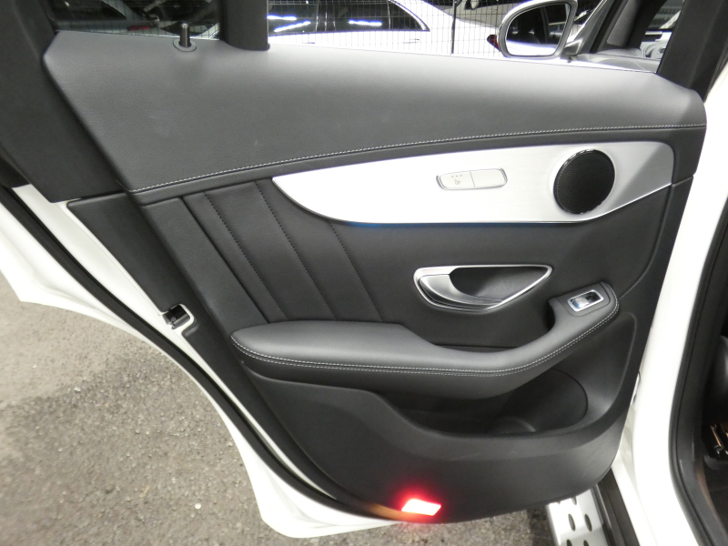 メルセデスベンツ GLC GLC250 4MATIC ｽﾎﾟｰﾂ ﾚｰﾀﾞｰｾｰﾌﾃｨPKG　AMGｴｱﾛ&19ｲﾝﾁAW ﾗﾝﾆﾝｸﾞﾎﾞｰﾄﾞ ｺﾝﾋﾞ革ｼｰﾄ 前後ﾋｰﾀｰ HDDﾅﾋﾞ 地ﾃﾞｼﾞ 360度ｶﾒﾗ ﾄﾞﾗﾚｺ 自動ﾘｱｹﾞｰﾄ/ﾌｯﾄOP ﾀﾞｲﾅﾐｯｸｾﾚｸﾄ ﾊﾟﾄﾞﾙｼﾌﾄ LEDﾗｲﾄ/ｱﾀﾞﾌﾟﾃｨﾌﾞHB　2年保証付