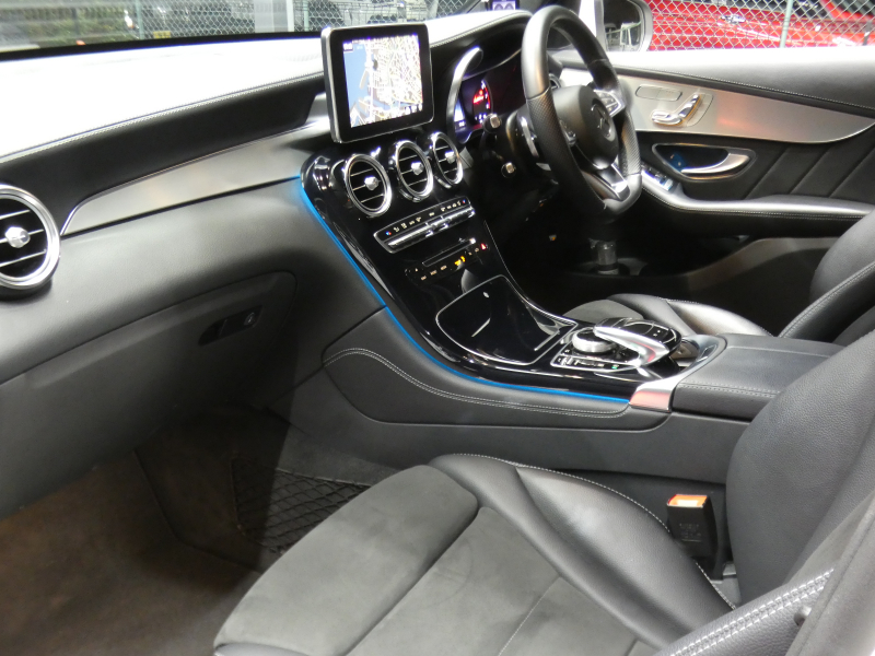 メルセデスベンツ GLC GLC250 4MATIC ｽﾎﾟｰﾂ ﾚｰﾀﾞｰｾｰﾌﾃｨPKG　AMGｴｱﾛ&19ｲﾝﾁAW ﾗﾝﾆﾝｸﾞﾎﾞｰﾄﾞ ｺﾝﾋﾞ革ｼｰﾄ 前後ﾋｰﾀｰ HDDﾅﾋﾞ 地ﾃﾞｼﾞ 360度ｶﾒﾗ ﾄﾞﾗﾚｺ 自動ﾘｱｹﾞｰﾄ/ﾌｯﾄOP ﾀﾞｲﾅﾐｯｸｾﾚｸﾄ ﾊﾟﾄﾞﾙｼﾌﾄ LEDﾗｲﾄ/ｱﾀﾞﾌﾟﾃｨﾌﾞHB　2年保証付