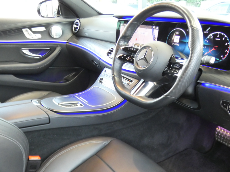 メルセデスベンツ Eクラス E200 ｽﾎﾟｰﾂ AMGﾗｲﾝｲﾝﾃﾘｱ&ｴｸｽｸﾙｰｼﾌﾞ&ﾚｰﾀﾞｰｾｰﾌﾃｨPKG　後期 1ｵｰﾅｰ BSG搭載 AMGｴｱﾛ&19AW ﾅｯﾊﾟ革/前後ﾋｰﾀｰ MBUXﾅﾋﾞ 地ﾃﾞｼﾞ AppleCarPlay 360度ｶﾒﾗ Burmester ﾍｯﾄﾞｱｯﾌﾟD ｵｰﾄﾄﾗﾝｸ　2年保証付