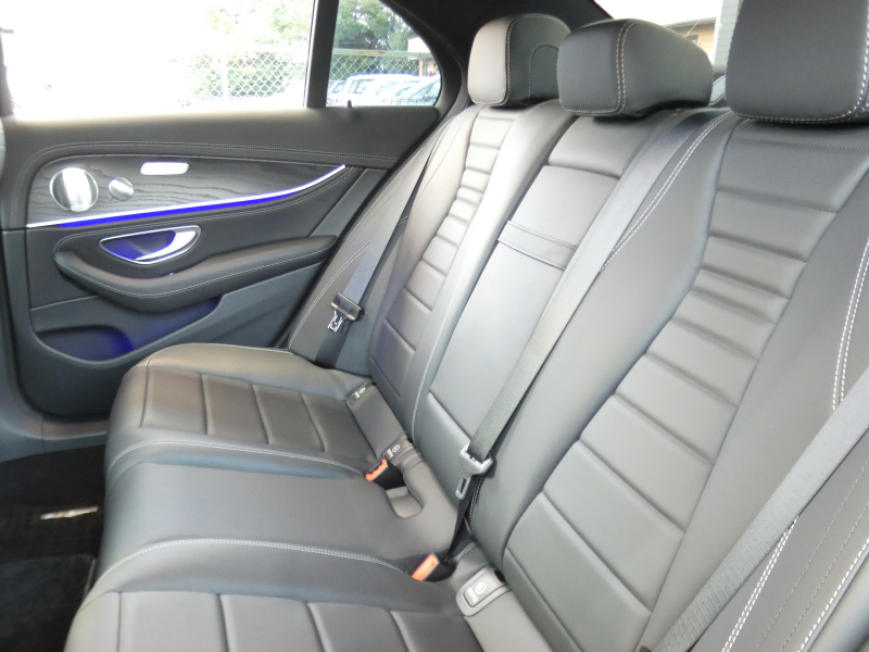 メルセデスベンツ Eクラス E200 ｽﾎﾟｰﾂ AMGﾗｲﾝｲﾝﾃﾘｱ&ｴｸｽｸﾙｰｼﾌﾞ&ﾚｰﾀﾞｰｾｰﾌﾃｨPKG　後期 1ｵｰﾅｰ BSG搭載 AMGｴｱﾛ&19AW ﾅｯﾊﾟ革/前後ﾋｰﾀｰ MBUXﾅﾋﾞ 地ﾃﾞｼﾞ AppleCarPlay 360度ｶﾒﾗ Burmester ﾍｯﾄﾞｱｯﾌﾟD ｵｰﾄﾄﾗﾝｸ　2年保証付