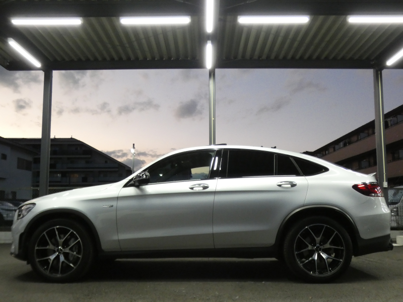 AMG GLCクーペ GLC43 4MATIC ｸｰﾍﾟ ﾚｻﾞｰｴｸｽｸﾙｰｼﾌﾞ&ﾚｰﾀﾞｰｾｰﾌﾃｨPKG　後期 390ps meｺﾈｸﾄ 黒革/ﾍﾞﾝﾁﾚｰﾀｰ ｻﾝﾙｰﾌ MBUXﾅﾋﾞ 地ﾃﾞｼﾞ 360ｶﾒﾗ ﾍｯﾄﾞｱｯﾌﾟD Burmester ｴｱﾊﾞﾗﾝｽPKG 前後ﾄﾞﾗﾚｺ LEDﾍｯﾄﾞﾗｲﾄ AMGｴｱﾛ/20ｲﾝﾁAW　2年保証付