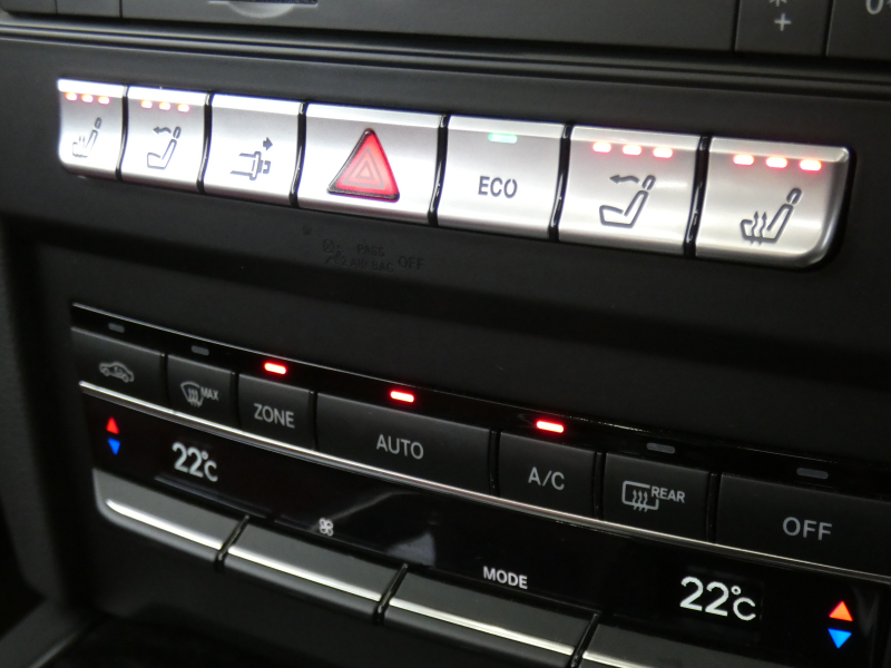 メルセデスベンツ Eクラス E250 ｶﾌﾞﾘｵﾚ AMGｽﾎﾟｰﾂ&ｺﾝﾌｫｰﾄ&ﾚｰﾀﾞｰｾｰﾌﾃｨPKG　後期 ﾀﾞｰｸﾚｯﾄﾞｿﾌﾄﾄｯﾌﾟ AMGｴｱﾛ&18AW ｷｰﾚｽｺﾞｰ 赤本革/ｴｱｽｶｰﾌ/ﾋｰﾀｰ/ﾏﾙﾁｺﾝﾄﾛｰﾙｼｰﾄB ﾅﾋﾞ 地ﾃﾞｼﾞ 360度ｶﾒﾗ ﾄﾞﾗﾚｺ LEDﾍｯﾄﾞﾗｲﾄ/自動ﾊｲﾋﾞｰﾑ　2年保証付