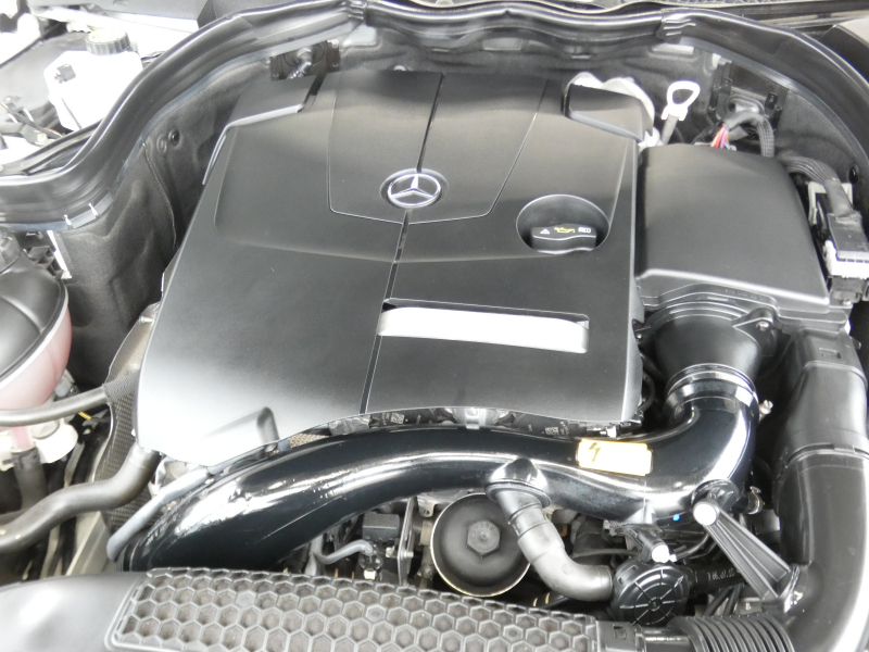 メルセデスベンツ Eクラス E250 ｶﾌﾞﾘｵﾚ AMGｽﾎﾟｰﾂ&ｺﾝﾌｫｰﾄ&ﾚｰﾀﾞｰｾｰﾌﾃｨPKG　後期 ﾀﾞｰｸﾚｯﾄﾞｿﾌﾄﾄｯﾌﾟ AMGｴｱﾛ&18AW ｷｰﾚｽｺﾞｰ 赤本革/ｴｱｽｶｰﾌ/ﾋｰﾀｰ/ﾏﾙﾁｺﾝﾄﾛｰﾙｼｰﾄB ﾅﾋﾞ 地ﾃﾞｼﾞ 360度ｶﾒﾗ ﾄﾞﾗﾚｺ LEDﾍｯﾄﾞﾗｲﾄ/自動ﾊｲﾋﾞｰﾑ　2年保証付