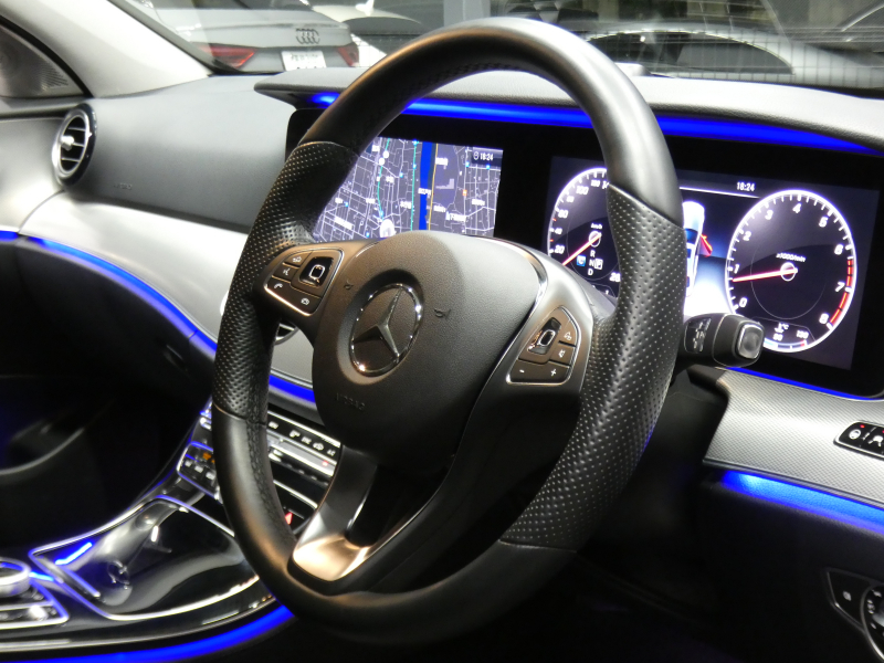 メルセデスベンツ Eクラス E200 4MATIC ｱﾊﾞﾝｷﾞｬﾙﾄﾞ ﾚｰﾀﾞｰｾｰﾌﾃｨPKG　ﾊﾟﾅﾒﾘｶｰﾅｸﾞﾘﾙ ｷｰﾚｽｺﾞｰ 黒半革ｼｰﾄ/ﾋｰﾀｰ HDDﾅﾋﾞ 地ﾃﾞｼﾞ 360度ｶﾒﾗ AppleCarPlay 前後ﾄﾞﾗﾚｺ ﾀﾞｲﾅﾐｯｸｾﾚｸﾄ ﾊﾟﾄﾞﾙｼﾌﾄ LEDﾍｯﾄﾞﾗｲﾄ 純正17ｲﾝﾁAW　2年保証付