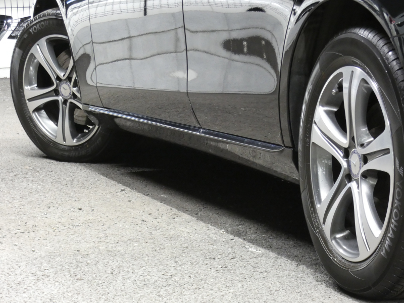 メルセデスベンツ Eクラス E200 4MATIC ｱﾊﾞﾝｷﾞｬﾙﾄﾞ ﾚｰﾀﾞｰｾｰﾌﾃｨPKG　ﾊﾟﾅﾒﾘｶｰﾅｸﾞﾘﾙ ｷｰﾚｽｺﾞｰ 黒半革ｼｰﾄ/ﾋｰﾀｰ HDDﾅﾋﾞ 地ﾃﾞｼﾞ 360度ｶﾒﾗ AppleCarPlay 前後ﾄﾞﾗﾚｺ ﾀﾞｲﾅﾐｯｸｾﾚｸﾄ ﾊﾟﾄﾞﾙｼﾌﾄ LEDﾍｯﾄﾞﾗｲﾄ 純正17ｲﾝﾁAW　2年保証付