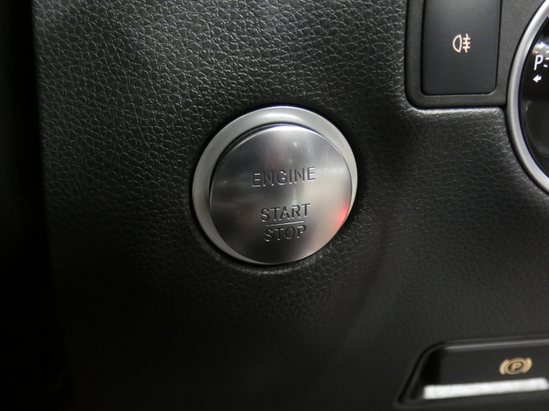 メルセデスベンツ Bクラス B180 ﾍﾞｰｼｯｸ&ﾌﾟﾚﾐｱﾑ&ﾚｰﾀﾞｰｾｰﾌﾃｨPKG　後期 ｷｰﾚｽｺﾞｰ 黒革ｼｰﾄ/ﾋｰﾀｰ ﾊﾟﾉﾗﾏｻﾝﾙｰﾌ HDDﾅﾋﾞ 地ﾃﾞｼﾞ AppleCarPlay Bｶﾒﾗ harman/kardon ﾊﾟﾄﾞﾙｼﾌﾄ LEDﾍｯﾄﾞﾗｲﾄ/ｵｰﾄHB ｱﾝﾋﾞｴﾝﾄﾗｲﾄ　2年保証付