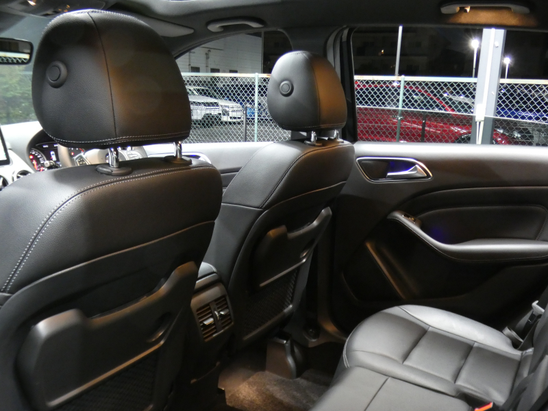 メルセデスベンツ Bクラス B180 ﾍﾞｰｼｯｸ&ﾌﾟﾚﾐｱﾑ&ﾚｰﾀﾞｰｾｰﾌﾃｨPKG　後期 ｷｰﾚｽｺﾞｰ 黒革ｼｰﾄ/ﾋｰﾀｰ ﾊﾟﾉﾗﾏｻﾝﾙｰﾌ HDDﾅﾋﾞ 地ﾃﾞｼﾞ AppleCarPlay Bｶﾒﾗ harman/kardon ﾊﾟﾄﾞﾙｼﾌﾄ LEDﾍｯﾄﾞﾗｲﾄ/ｵｰﾄHB ｱﾝﾋﾞｴﾝﾄﾗｲﾄ　2年保証付