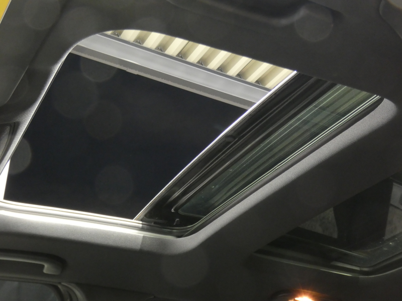 メルセデスベンツ Bクラス B180 ﾍﾞｰｼｯｸ&ﾌﾟﾚﾐｱﾑ&ﾚｰﾀﾞｰｾｰﾌﾃｨPKG　後期 ｷｰﾚｽｺﾞｰ 黒革ｼｰﾄ/ﾋｰﾀｰ ﾊﾟﾉﾗﾏｻﾝﾙｰﾌ HDDﾅﾋﾞ 地ﾃﾞｼﾞ AppleCarPlay Bｶﾒﾗ harman/kardon ﾊﾟﾄﾞﾙｼﾌﾄ LEDﾍｯﾄﾞﾗｲﾄ/ｵｰﾄHB ｱﾝﾋﾞｴﾝﾄﾗｲﾄ　2年保証付