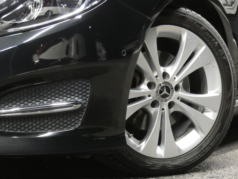 メルセデスベンツ Bクラス B180 ﾍﾞｰｼｯｸ&ﾌﾟﾚﾐｱﾑ&ﾚｰﾀﾞｰｾｰﾌﾃｨPKG　後期 ｷｰﾚｽｺﾞｰ 黒革ｼｰﾄ/ﾋｰﾀｰ ﾊﾟﾉﾗﾏｻﾝﾙｰﾌ HDDﾅﾋﾞ 地ﾃﾞｼﾞ AppleCarPlay Bｶﾒﾗ harman/kardon ﾊﾟﾄﾞﾙｼﾌﾄ LEDﾍｯﾄﾞﾗｲﾄ/ｵｰﾄHB ｱﾝﾋﾞｴﾝﾄﾗｲﾄ　2年保証付