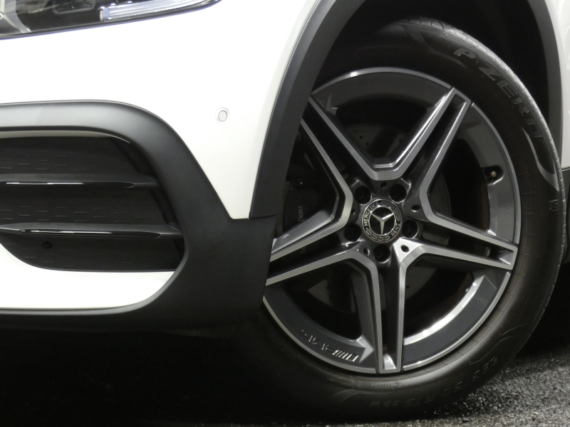 メルセデスベンツ GLB GLB200d AMGﾗｲﾝ ﾚｻﾞｰｴｸｽｸﾙｰｼﾌﾞ&ｱﾄﾞﾊﾞﾝｽﾄﾞPKG　meｺﾈｸﾄ AMGｴｱﾛ&19AW 赤黒革ｼｰﾄ ﾊﾟﾉﾗﾏｻﾝﾙｰﾌ MBUXﾅﾋﾞ 360度ｶﾒﾗ 前後ﾄﾞﾗﾚｺ ｱﾄﾞﾊﾞﾝｽﾄﾞｻｳﾝﾄﾞ ﾍｯﾄﾞｱｯﾌﾟD ﾜｲﾔﾚｽﾁｬｰｼﾞ LEDﾗｲﾄ/ｵｰﾄHB　2年保証付