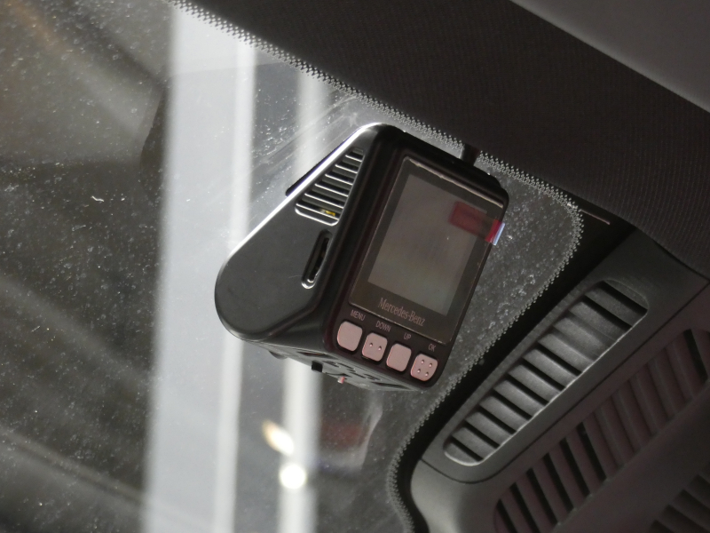 メルセデスベンツ GLB GLB200d AMGﾗｲﾝ ﾚｻﾞｰｴｸｽｸﾙｰｼﾌﾞ&ｱﾄﾞﾊﾞﾝｽﾄﾞPKG　meｺﾈｸﾄ AMGｴｱﾛ&19AW 赤黒革ｼｰﾄ ﾊﾟﾉﾗﾏｻﾝﾙｰﾌ MBUXﾅﾋﾞ 360度ｶﾒﾗ 前後ﾄﾞﾗﾚｺ ｱﾄﾞﾊﾞﾝｽﾄﾞｻｳﾝﾄﾞ ﾍｯﾄﾞｱｯﾌﾟD ﾜｲﾔﾚｽﾁｬｰｼﾞ LEDﾗｲﾄ/ｵｰﾄHB　2年保証付