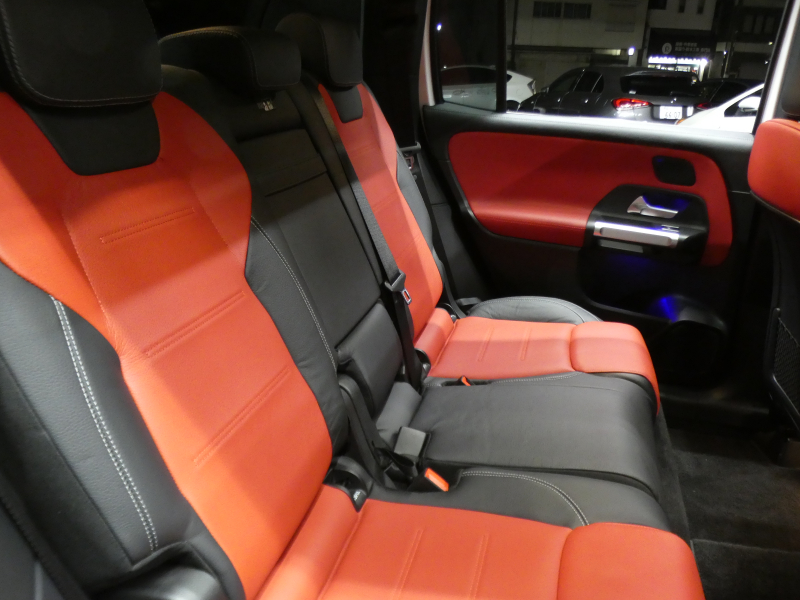 メルセデスベンツ GLB GLB200d AMGﾗｲﾝ ﾚｻﾞｰｴｸｽｸﾙｰｼﾌﾞ&ｱﾄﾞﾊﾞﾝｽﾄﾞPKG　meｺﾈｸﾄ AMGｴｱﾛ&19AW 赤黒革ｼｰﾄ ﾊﾟﾉﾗﾏｻﾝﾙｰﾌ MBUXﾅﾋﾞ 360度ｶﾒﾗ 前後ﾄﾞﾗﾚｺ ｱﾄﾞﾊﾞﾝｽﾄﾞｻｳﾝﾄﾞ ﾍｯﾄﾞｱｯﾌﾟD ﾜｲﾔﾚｽﾁｬｰｼﾞ LEDﾗｲﾄ/ｵｰﾄHB　2年保証付