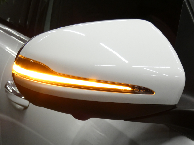 メルセデスベンツ GLB GLB200d AMGﾗｲﾝ ﾚｻﾞｰｴｸｽｸﾙｰｼﾌﾞ&ｱﾄﾞﾊﾞﾝｽﾄﾞPKG　meｺﾈｸﾄ AMGｴｱﾛ&19AW 赤黒革ｼｰﾄ ﾊﾟﾉﾗﾏｻﾝﾙｰﾌ MBUXﾅﾋﾞ 360度ｶﾒﾗ 前後ﾄﾞﾗﾚｺ ｱﾄﾞﾊﾞﾝｽﾄﾞｻｳﾝﾄﾞ ﾍｯﾄﾞｱｯﾌﾟD ﾜｲﾔﾚｽﾁｬｰｼﾞ LEDﾗｲﾄ/ｵｰﾄHB　2年保証付