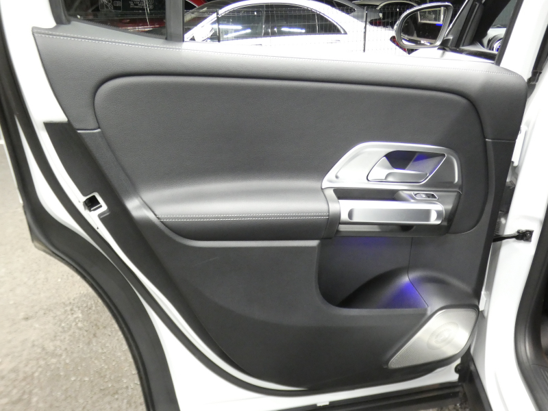 メルセデスベンツ GLB GLB250 4MATIC ｽﾎﾟｰﾂ ﾚｰﾀﾞｰｾｰﾌﾃｨPKG　1ｵｰﾅｰ meｺﾈｸﾄ ｷｰﾚｽｺﾞｰ AMGｴｱﾛ&20ｲﾝﾁAW 黒本革ｼｰﾄ MBUXﾅﾋﾞ 地ﾃﾞｼﾞ 360度ｶﾒﾗ ﾀﾞｲﾅﾐｯｸｾﾚｸﾄ ﾊﾟﾄﾞﾙｼﾌﾄ 前後ﾄﾞﾗﾚｺ 自動ﾘｱｹﾞｰﾄ/ﾌｯﾄOP LEDﾍｯﾄﾞﾗｲﾄ ｵｰﾄHB　2年保証付