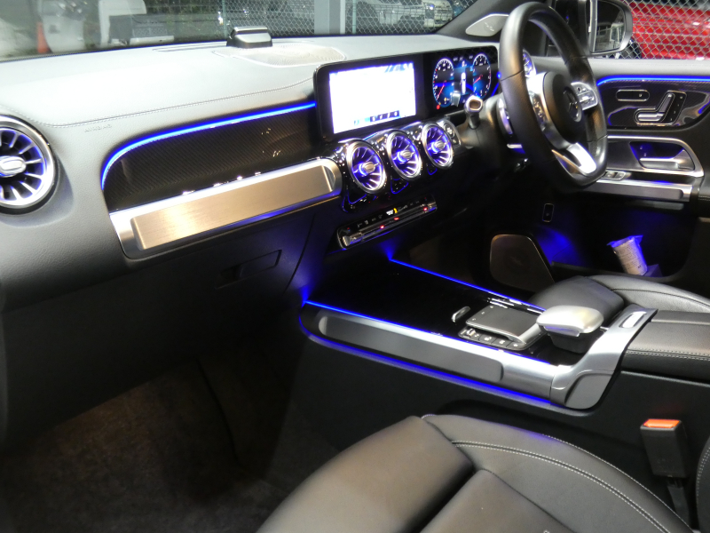 メルセデスベンツ GLB GLB250 4MATIC ｽﾎﾟｰﾂ ﾚｰﾀﾞｰｾｰﾌﾃｨPKG　1ｵｰﾅｰ meｺﾈｸﾄ ｷｰﾚｽｺﾞｰ AMGｴｱﾛ&20ｲﾝﾁAW 黒本革ｼｰﾄ MBUXﾅﾋﾞ 地ﾃﾞｼﾞ 360度ｶﾒﾗ ﾀﾞｲﾅﾐｯｸｾﾚｸﾄ ﾊﾟﾄﾞﾙｼﾌﾄ 前後ﾄﾞﾗﾚｺ 自動ﾘｱｹﾞｰﾄ/ﾌｯﾄOP LEDﾍｯﾄﾞﾗｲﾄ ｵｰﾄHB　2年保証付