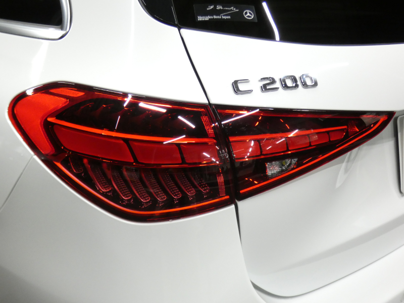 メルセデスベンツ Cクラス C200 ｽﾃｰｼｮﾝﾜｺﾞﾝ AVG AMGﾗｲﾝ&ﾚｻﾞｰｴｸｽｸﾙｰｼﾌﾞ&ﾍﾞｰｼｯｸPKG　ISG搭載 AMGｴｱﾛ&18AW ﾘｱｱｸｽﾙｽﾃｱﾘﾝｸﾞ 黒革ｼｰﾄ ﾊﾟﾉﾗﾏSR MBUXﾅﾋﾞ 地ﾃﾞｼﾞ 360ｶﾒﾗ Appleｶｰﾌﾟﾚｲ ﾍｯﾄﾞｱｯﾌﾟD ﾃﾞｼﾞﾀﾙｺｯｸﾋﾟｯﾄD 自動ﾘｱｹﾞｰﾄ DIGITALﾗｲﾄ　2年保証付