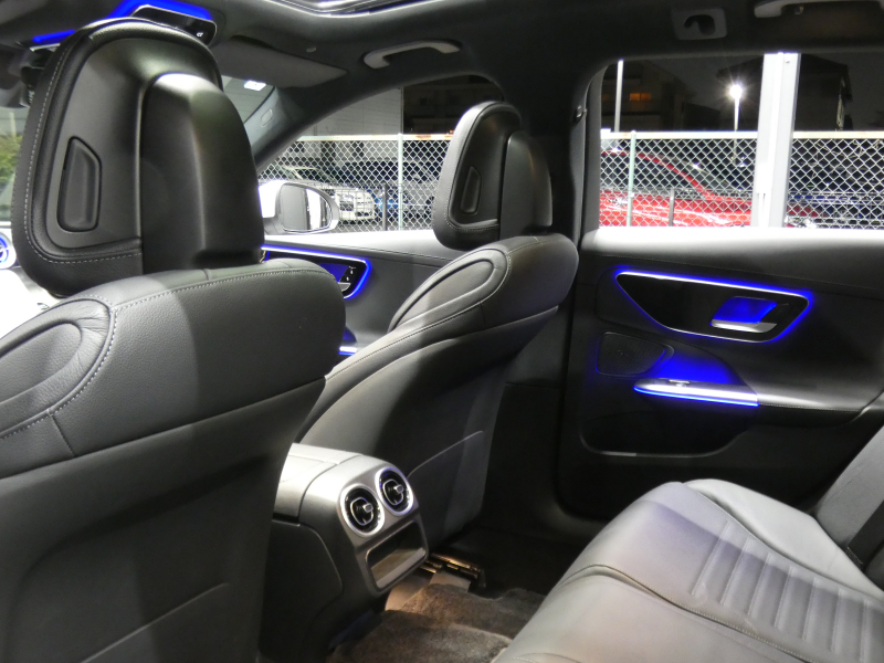 メルセデスベンツ Cクラス C200 ｽﾃｰｼｮﾝﾜｺﾞﾝ AVG AMGﾗｲﾝ&ﾚｻﾞｰｴｸｽｸﾙｰｼﾌﾞ&ﾍﾞｰｼｯｸPKG　ISG搭載 AMGｴｱﾛ&18AW ﾘｱｱｸｽﾙｽﾃｱﾘﾝｸﾞ 黒革ｼｰﾄ ﾊﾟﾉﾗﾏSR MBUXﾅﾋﾞ 地ﾃﾞｼﾞ 360ｶﾒﾗ Appleｶｰﾌﾟﾚｲ ﾍｯﾄﾞｱｯﾌﾟD ﾃﾞｼﾞﾀﾙｺｯｸﾋﾟｯﾄD 自動ﾘｱｹﾞｰﾄ DIGITALﾗｲﾄ　2年保証付