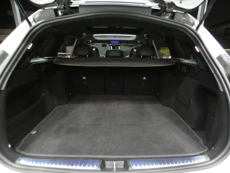 メルセデスベンツ Cクラス C200 ｽﾃｰｼｮﾝﾜｺﾞﾝ AVG AMGﾗｲﾝ&ﾚｻﾞｰｴｸｽｸﾙｰｼﾌﾞ&ﾍﾞｰｼｯｸPKG　ISG搭載 AMGｴｱﾛ&18AW ﾘｱｱｸｽﾙｽﾃｱﾘﾝｸﾞ 黒革ｼｰﾄ ﾊﾟﾉﾗﾏSR MBUXﾅﾋﾞ 地ﾃﾞｼﾞ 360ｶﾒﾗ Appleｶｰﾌﾟﾚｲ ﾍｯﾄﾞｱｯﾌﾟD ﾃﾞｼﾞﾀﾙｺｯｸﾋﾟｯﾄD 自動ﾘｱｹﾞｰﾄ DIGITALﾗｲﾄ　2年保証付