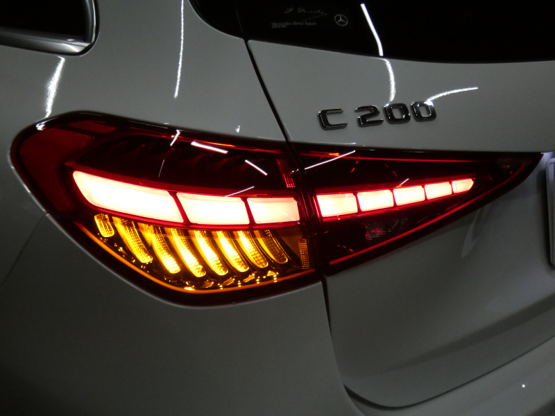 メルセデスベンツ Cクラス C200 ｽﾃｰｼｮﾝﾜｺﾞﾝ AVG AMGﾗｲﾝ&ﾚｻﾞｰｴｸｽｸﾙｰｼﾌﾞ&ﾍﾞｰｼｯｸPKG　ISG搭載 AMGｴｱﾛ&18AW ﾘｱｱｸｽﾙｽﾃｱﾘﾝｸﾞ 黒革ｼｰﾄ ﾊﾟﾉﾗﾏSR MBUXﾅﾋﾞ 地ﾃﾞｼﾞ 360ｶﾒﾗ Appleｶｰﾌﾟﾚｲ ﾍｯﾄﾞｱｯﾌﾟD ﾃﾞｼﾞﾀﾙｺｯｸﾋﾟｯﾄD 自動ﾘｱｹﾞｰﾄ DIGITALﾗｲﾄ　2年保証付