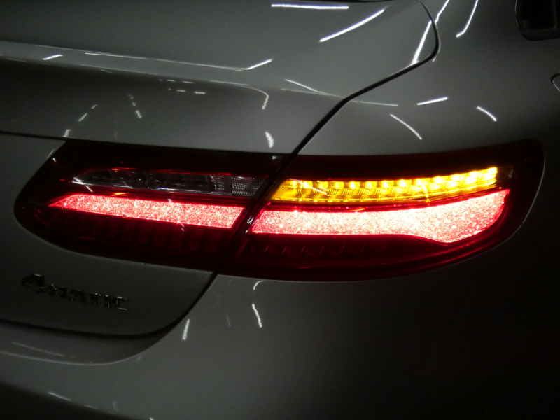 メルセデスベンツ Eクラス E400 ｸｰﾍﾟ ｽﾎﾟｰﾂ ｴｸｽｸﾙｰｼﾌﾞ&ﾚｰﾀﾞｰｾｰﾌﾃｨPKG　333ps AMGｴｱﾛ&19AW ｷｰﾚｽｺﾞｰ ﾅｯﾊﾟ赤黒革 ﾍﾞﾝﾁﾚｰﾀｰ&ﾏｯｻｰｼﾞ ﾊﾟﾉﾗﾏｻﾝﾙｰﾌ ﾅﾋﾞTV 360ｶﾒﾗ Aｶｰﾌﾟﾚｲ Burmester ﾍｯﾄﾞｱｯﾌﾟD ｴｱﾊﾞﾗﾝｽPKG ｵｰﾄﾄﾗﾝｸ/ﾌｯﾄOP　2年保証付