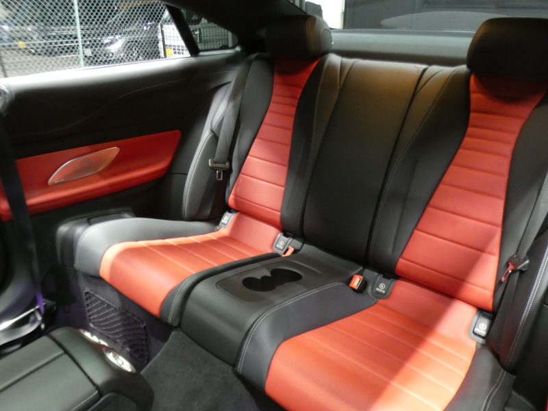 メルセデスベンツ Eクラス E400 ｸｰﾍﾟ ｽﾎﾟｰﾂ ｴｸｽｸﾙｰｼﾌﾞ&ﾚｰﾀﾞｰｾｰﾌﾃｨPKG　333ps AMGｴｱﾛ&19AW ｷｰﾚｽｺﾞｰ ﾅｯﾊﾟ赤黒革 ﾍﾞﾝﾁﾚｰﾀｰ&ﾏｯｻｰｼﾞ ﾊﾟﾉﾗﾏｻﾝﾙｰﾌ ﾅﾋﾞTV 360ｶﾒﾗ Aｶｰﾌﾟﾚｲ Burmester ﾍｯﾄﾞｱｯﾌﾟD ｴｱﾊﾞﾗﾝｽPKG ｵｰﾄﾄﾗﾝｸ/ﾌｯﾄOP　2年保証付