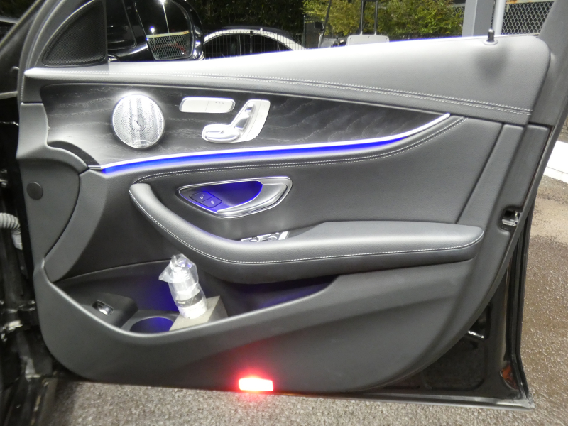 メルセデスベンツ Eクラス E300 ｽﾎﾟｰﾂ ｴｸｽｸﾙｰｼﾌﾞ&ﾚｰﾀﾞｰｾｰﾌﾃｨPKG　後期 1ｵｰﾅｰ meｺﾈｸﾄ ﾌﾞﾗｯｸﾅｯﾊﾟﾚｻﾞｰ/前後ﾋｰﾀｰ ﾊﾟﾉﾗﾏSR MBUXﾅﾋﾞ 地ﾃﾞｼﾞ 360度ｶﾒﾗ 前後ﾄﾞﾗﾚｺ Burmester ﾍｯﾄﾞｱｯﾌﾟD ｴｱﾊﾞﾗﾝｽPKG ｵｰﾄﾄﾗﾝｸ AMGｴｱﾛ&19ｲﾝﾁAW　2年保証付