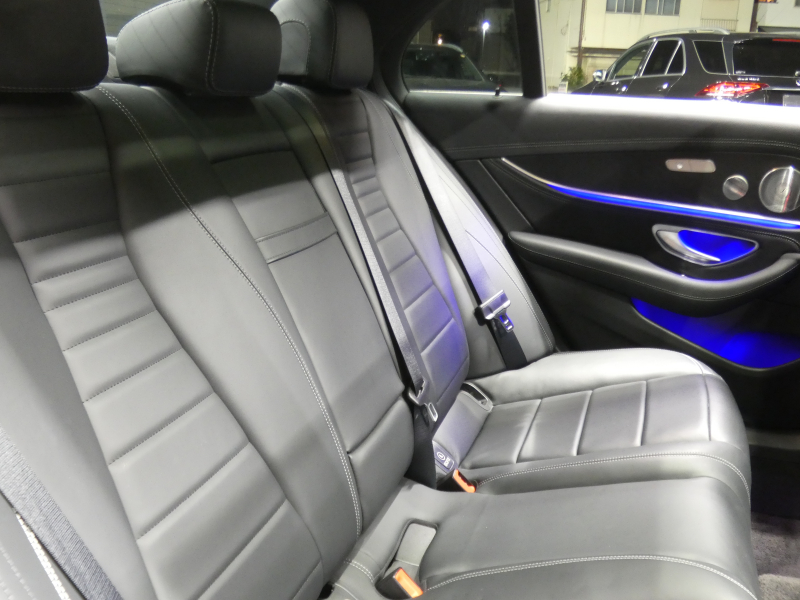 メルセデスベンツ Eクラス E300 ｽﾎﾟｰﾂ ｴｸｽｸﾙｰｼﾌﾞ&ﾚｰﾀﾞｰｾｰﾌﾃｨPKG　後期 1ｵｰﾅｰ meｺﾈｸﾄ ﾌﾞﾗｯｸﾅｯﾊﾟﾚｻﾞｰ/前後ﾋｰﾀｰ ﾊﾟﾉﾗﾏSR MBUXﾅﾋﾞ 地ﾃﾞｼﾞ 360度ｶﾒﾗ 前後ﾄﾞﾗﾚｺ Burmester ﾍｯﾄﾞｱｯﾌﾟD ｴｱﾊﾞﾗﾝｽPKG ｵｰﾄﾄﾗﾝｸ AMGｴｱﾛ&19ｲﾝﾁAW　2年保証付