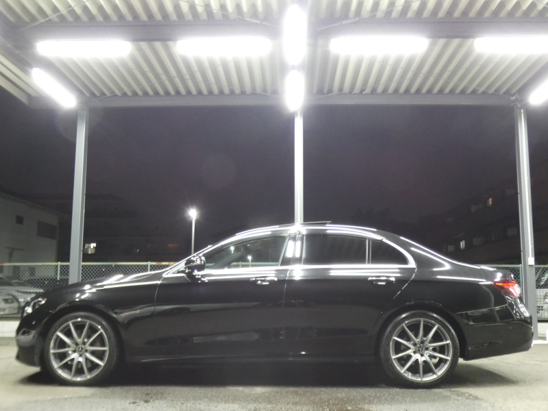 メルセデスベンツ Eクラス E300 ｽﾎﾟｰﾂ ｴｸｽｸﾙｰｼﾌﾞ&ﾚｰﾀﾞｰｾｰﾌﾃｨPKG　後期 1ｵｰﾅｰ meｺﾈｸﾄ ﾌﾞﾗｯｸﾅｯﾊﾟﾚｻﾞｰ/前後ﾋｰﾀｰ ﾊﾟﾉﾗﾏSR MBUXﾅﾋﾞ 地ﾃﾞｼﾞ 360度ｶﾒﾗ 前後ﾄﾞﾗﾚｺ Burmester ﾍｯﾄﾞｱｯﾌﾟD ｴｱﾊﾞﾗﾝｽPKG ｵｰﾄﾄﾗﾝｸ AMGｴｱﾛ&19ｲﾝﾁAW　2年保証付