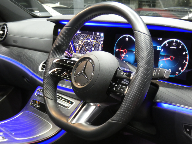 メルセデスベンツ Eクラス E300 ｽﾎﾟｰﾂ ｴｸｽｸﾙｰｼﾌﾞ&ﾚｰﾀﾞｰｾｰﾌﾃｨPKG　後期 1ｵｰﾅｰ meｺﾈｸﾄ ﾌﾞﾗｯｸﾅｯﾊﾟﾚｻﾞｰ/前後ﾋｰﾀｰ ﾊﾟﾉﾗﾏSR MBUXﾅﾋﾞ 地ﾃﾞｼﾞ 360度ｶﾒﾗ 前後ﾄﾞﾗﾚｺ Burmester ﾍｯﾄﾞｱｯﾌﾟD ｴｱﾊﾞﾗﾝｽPKG ｵｰﾄﾄﾗﾝｸ AMGｴｱﾛ&19ｲﾝﾁAW　2年保証付