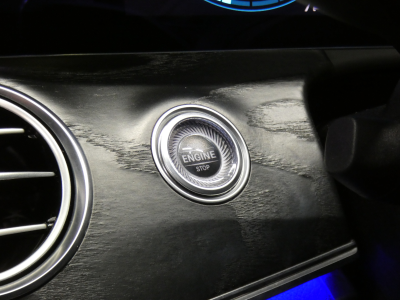 メルセデスベンツ Eクラス E300 ｽﾎﾟｰﾂ ｴｸｽｸﾙｰｼﾌﾞ&ﾚｰﾀﾞｰｾｰﾌﾃｨPKG　後期 1ｵｰﾅｰ meｺﾈｸﾄ ﾌﾞﾗｯｸﾅｯﾊﾟﾚｻﾞｰ/前後ﾋｰﾀｰ ﾊﾟﾉﾗﾏSR MBUXﾅﾋﾞ 地ﾃﾞｼﾞ 360度ｶﾒﾗ 前後ﾄﾞﾗﾚｺ Burmester ﾍｯﾄﾞｱｯﾌﾟD ｴｱﾊﾞﾗﾝｽPKG ｵｰﾄﾄﾗﾝｸ AMGｴｱﾛ&19ｲﾝﾁAW　2年保証付