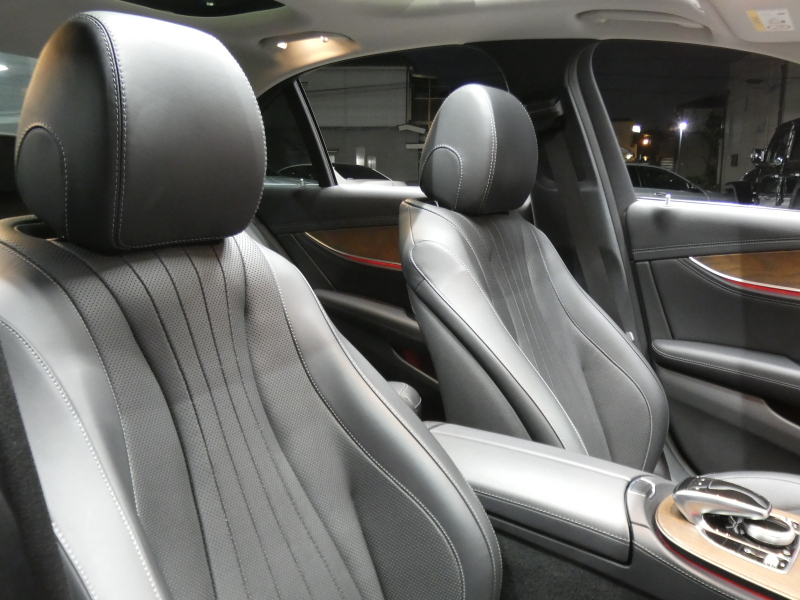 メルセデスベンツ Eクラス E450 4MATIC ｴｸｽｸﾙｰｼﾌﾞ ｴｸｽｸﾙｰｼﾌﾞ&ﾚｰﾀﾞｰｾｰﾌﾃｨPKG　中期 meｺﾈｸﾄ ﾅｯﾊﾟ黒革/ﾍﾞﾝﾁﾚｰﾀｰ/前後ﾋｰﾀｰ ﾊﾟﾉﾗﾏｻﾝﾙｰﾌ 純正ﾅﾋﾞ 地ﾃﾞｼﾞ AppleCarPlay 360度ｶﾒﾗ Burmester ｴｱﾊﾞﾗﾝｽPKG ﾍｯﾄﾞｱｯﾌﾟD 自動ﾄﾗﾝｸ/ﾌｯﾄOP LEDﾗｲﾄ/自動HB　2年保証付