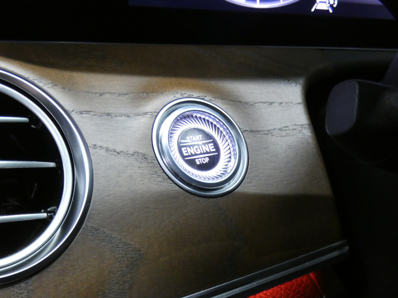 メルセデスベンツ Eクラス E450 4MATIC ｴｸｽｸﾙｰｼﾌﾞ ｴｸｽｸﾙｰｼﾌﾞ&ﾚｰﾀﾞｰｾｰﾌﾃｨPKG　中期 meｺﾈｸﾄ ﾅｯﾊﾟ黒革/ﾍﾞﾝﾁﾚｰﾀｰ/前後ﾋｰﾀｰ ﾊﾟﾉﾗﾏｻﾝﾙｰﾌ 純正ﾅﾋﾞ 地ﾃﾞｼﾞ AppleCarPlay 360度ｶﾒﾗ Burmester ｴｱﾊﾞﾗﾝｽPKG ﾍｯﾄﾞｱｯﾌﾟD 自動ﾄﾗﾝｸ/ﾌｯﾄOP LEDﾗｲﾄ/自動HB　2年保証付