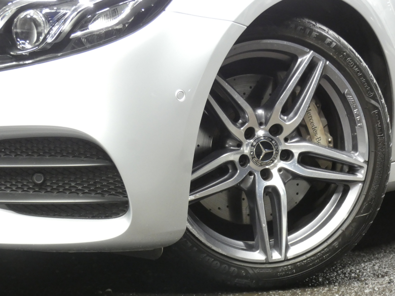 メルセデスベンツ Eクラス E300 ｱﾊﾞﾝｷﾞｬﾙﾄﾞ ｽﾎﾟｰﾂ ｴｸｽｸﾙｰｼﾌﾞ&ﾚｰﾀﾞｰｾｰﾌﾃｨPKG　中期 meｺﾈｸﾄ Newｽﾃｱﾘﾝｸﾞ ﾌﾞﾗｳﾝﾅｯﾊﾟﾚｻﾞｰ 全席ﾋｰﾀｰ ﾊﾟﾉﾗﾏｻﾝﾙｰﾌ HDDﾅﾋﾞTV Appleｶｰﾌﾟﾚｲ Burmester 360ｶﾒﾗ ﾍｯﾄﾞｱｯﾌﾟD ｴｱﾊﾞﾗﾝｽPKG AMGｴｱﾛ&19ｲﾝﾁAW　2年保証付