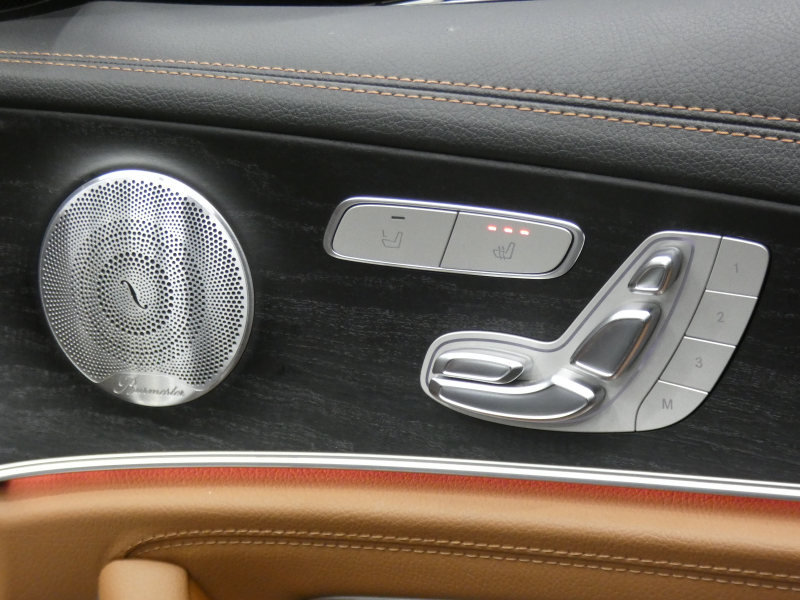 メルセデスベンツ Eクラス E300 ｱﾊﾞﾝｷﾞｬﾙﾄﾞ ｽﾎﾟｰﾂ ｴｸｽｸﾙｰｼﾌﾞ&ﾚｰﾀﾞｰｾｰﾌﾃｨPKG　中期 meｺﾈｸﾄ Newｽﾃｱﾘﾝｸﾞ ﾌﾞﾗｳﾝﾅｯﾊﾟﾚｻﾞｰ 全席ﾋｰﾀｰ ﾊﾟﾉﾗﾏｻﾝﾙｰﾌ HDDﾅﾋﾞTV Appleｶｰﾌﾟﾚｲ Burmester 360ｶﾒﾗ ﾍｯﾄﾞｱｯﾌﾟD ｴｱﾊﾞﾗﾝｽPKG AMGｴｱﾛ&19ｲﾝﾁAW　2年保証付