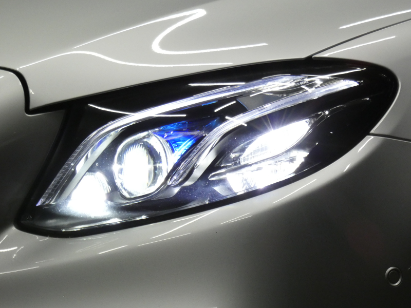 メルセデスベンツ Eクラス E300 ｱﾊﾞﾝｷﾞｬﾙﾄﾞ ｽﾎﾟｰﾂ ｴｸｽｸﾙｰｼﾌﾞ&ﾚｰﾀﾞｰｾｰﾌﾃｨPKG　中期 meｺﾈｸﾄ Newｽﾃｱﾘﾝｸﾞ ﾌﾞﾗｳﾝﾅｯﾊﾟﾚｻﾞｰ 全席ﾋｰﾀｰ ﾊﾟﾉﾗﾏｻﾝﾙｰﾌ HDDﾅﾋﾞTV Appleｶｰﾌﾟﾚｲ Burmester 360ｶﾒﾗ ﾍｯﾄﾞｱｯﾌﾟD ｴｱﾊﾞﾗﾝｽPKG AMGｴｱﾛ&19ｲﾝﾁAW　2年保証付