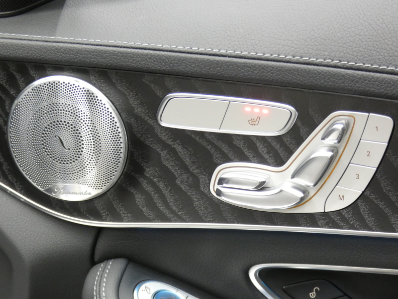 AMG Cクラス C43 4MATIC ｴｸｽｸﾙｰｼﾌﾞ&ﾚｰﾀﾞｰｾｰﾌﾃｨPKG　9速AT AMGｴｱﾛ&19ｲﾝﾁｱﾙﾐ 黒本革 ﾊﾟﾉﾗﾏｻﾝﾙｰﾌ HDDﾅﾋﾞ 地ﾃﾞｼﾞ ﾊﾞｯｸｶﾒﾗ Burmester ｴｱﾊﾞﾗﾝｽPKG/ﾊﾟﾌｭｰﾑｱﾄﾏｲｻﾞｰ ﾄﾞﾗﾚｺ LEDﾍｯﾄﾞﾗｲﾄ/ｵｰﾄHB　2年保証付