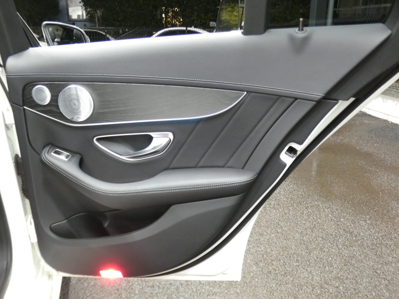 AMG Cクラス C43 4MATIC ｴｸｽｸﾙｰｼﾌﾞ&ﾚｰﾀﾞｰｾｰﾌﾃｨPKG　9速AT AMGｴｱﾛ&19ｲﾝﾁｱﾙﾐ 黒本革 ﾊﾟﾉﾗﾏｻﾝﾙｰﾌ HDDﾅﾋﾞ 地ﾃﾞｼﾞ ﾊﾞｯｸｶﾒﾗ Burmester ｴｱﾊﾞﾗﾝｽPKG/ﾊﾟﾌｭｰﾑｱﾄﾏｲｻﾞｰ ﾄﾞﾗﾚｺ LEDﾍｯﾄﾞﾗｲﾄ/ｵｰﾄHB　2年保証付