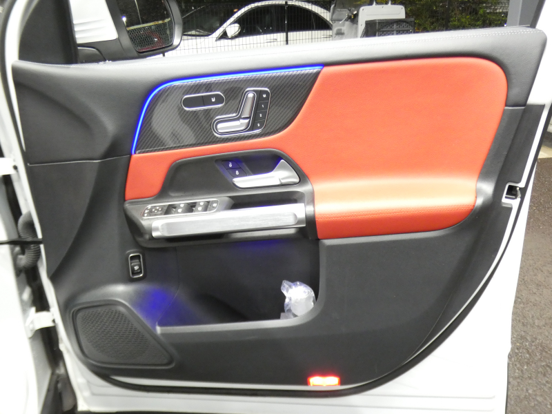 AMG GLB GLB35 4MATIC AMGﾊﾟﾌｫｰﾏﾝｽ&ｱﾄﾞﾊﾞﾝｽﾄﾞ&ﾅﾋﾞｹﾞｰｼｮﾝ&ﾚｰﾀﾞｰｾｰﾌﾃｨPKG　1ｵｰﾅｰ meｺﾈｸﾄ AMGｴｱﾛ 19ｲﾝﾁｱﾙﾐ ﾊﾟﾌｫｰﾏﾝｽｽﾃｱﾘﾝｸﾞ ﾄﾞﾗｲﾌﾞｺﾝﾄﾛｰﾙｽｲｯﾁ 赤黒革 ﾊﾟﾉﾗﾏｻﾝﾙｰﾌ MBUXﾅﾋﾞ 地ﾃﾞｼﾞ 360度ｶﾒﾗ ﾍｯﾄﾞｱｯﾌﾟD　2年保証付